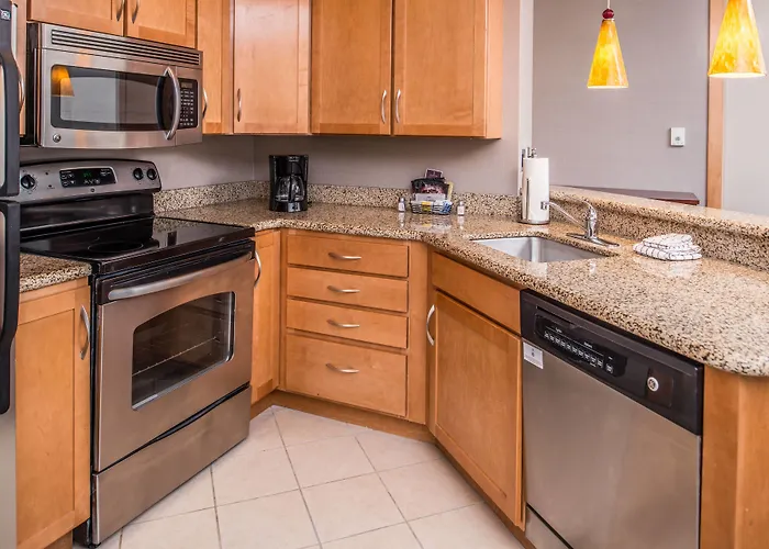 Hotel North Shore 4*