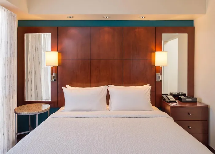 Hotel North Shore 4*